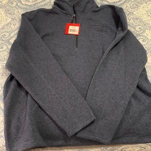 1/4 Zip pullover from The North Face. New with tags